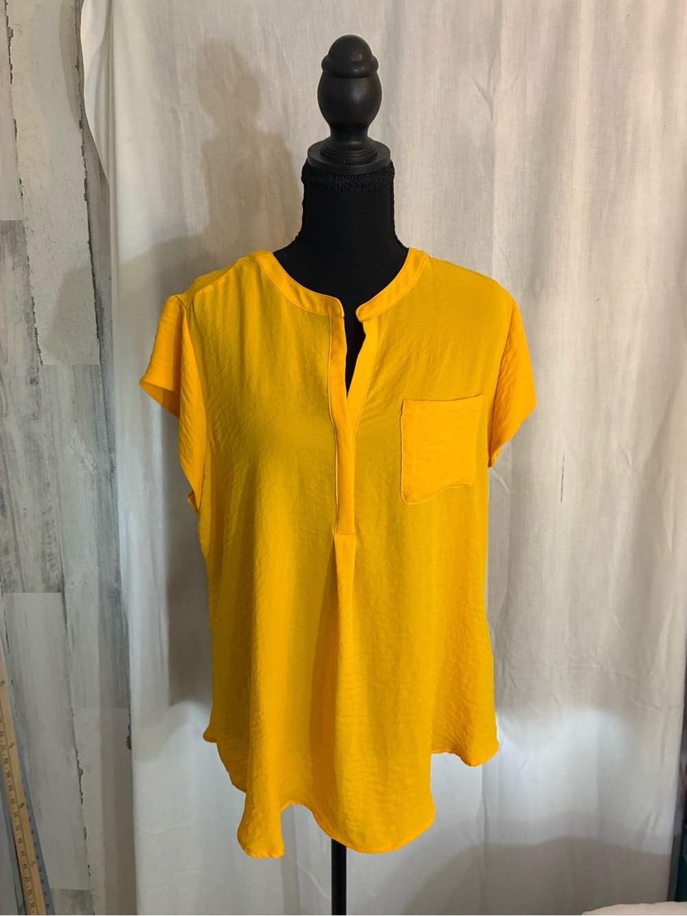 Liz Claiborne Bright Yellow Split V-Neck Pocket Top
